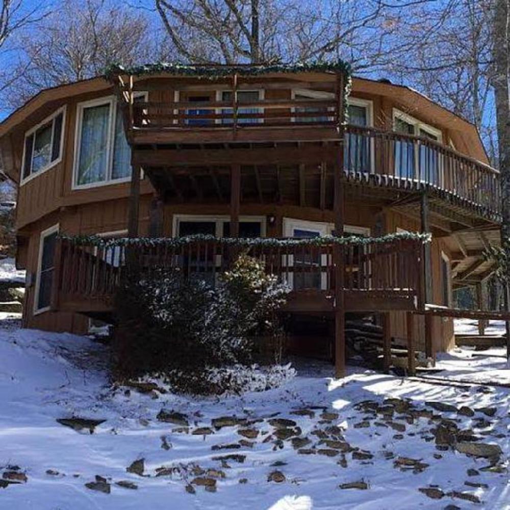 Meet your Posher, Rocky